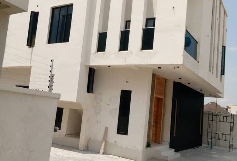 Newly built 4 Bedroom Detached Duplex with a BQ and a study room