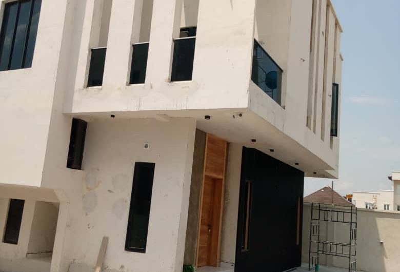 Newly built 4 Bedroom Detached Duplex with a BQ and a study room