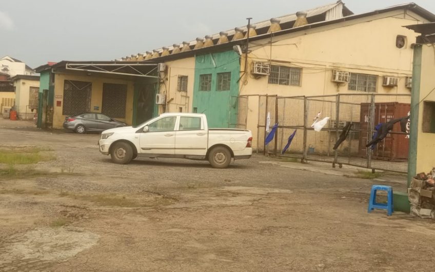Warehouse 4sale on 3 and half acres of land which is 21plots along Oshodi Apapa express way.