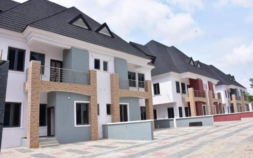 Neatly built Brand new, 4 units of 4 bedroom semi detached duplex on 3 floors ( ground + middle & Pent floor) with 1 room BQ attached to each wing are available for sale.